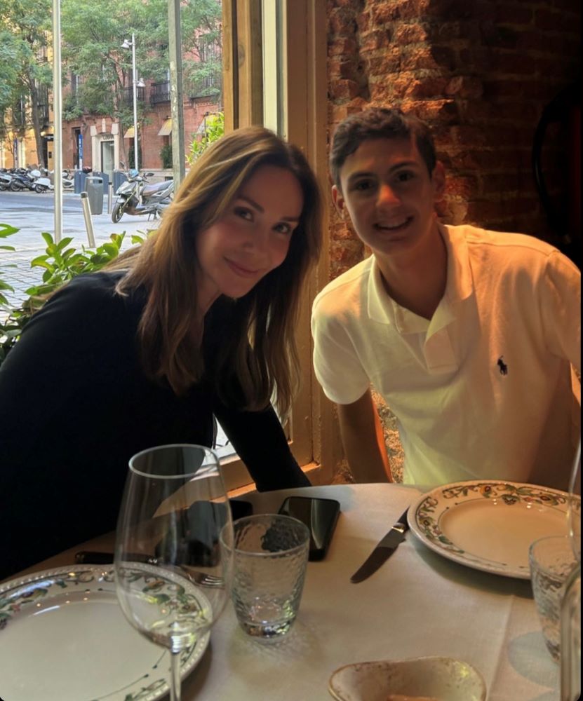 Ömer Kutluay ve annesi Demet Şener