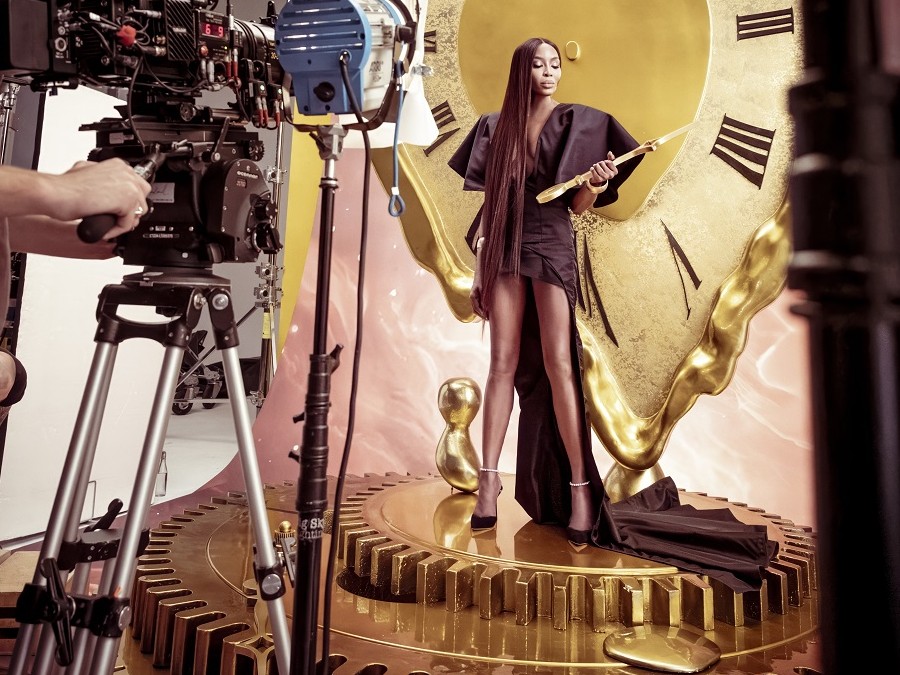 Pirelli takvimine ön bakış