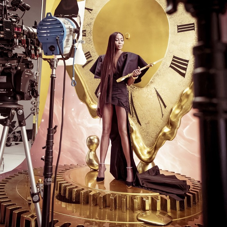 Pirelli takvimine ön bakış