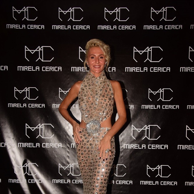 Yeni koleksiyona renkli davet