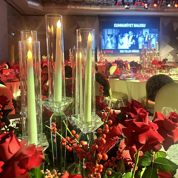 Cumhuriyetimizin 100. Yılı için görkemli balo