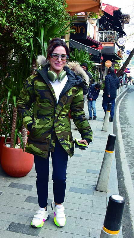 Şamdan Plus objektifinden caddelerde ünlü isimler