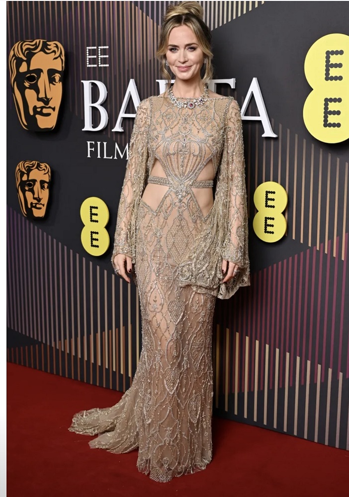 Emily Blunt/ Elie Saab