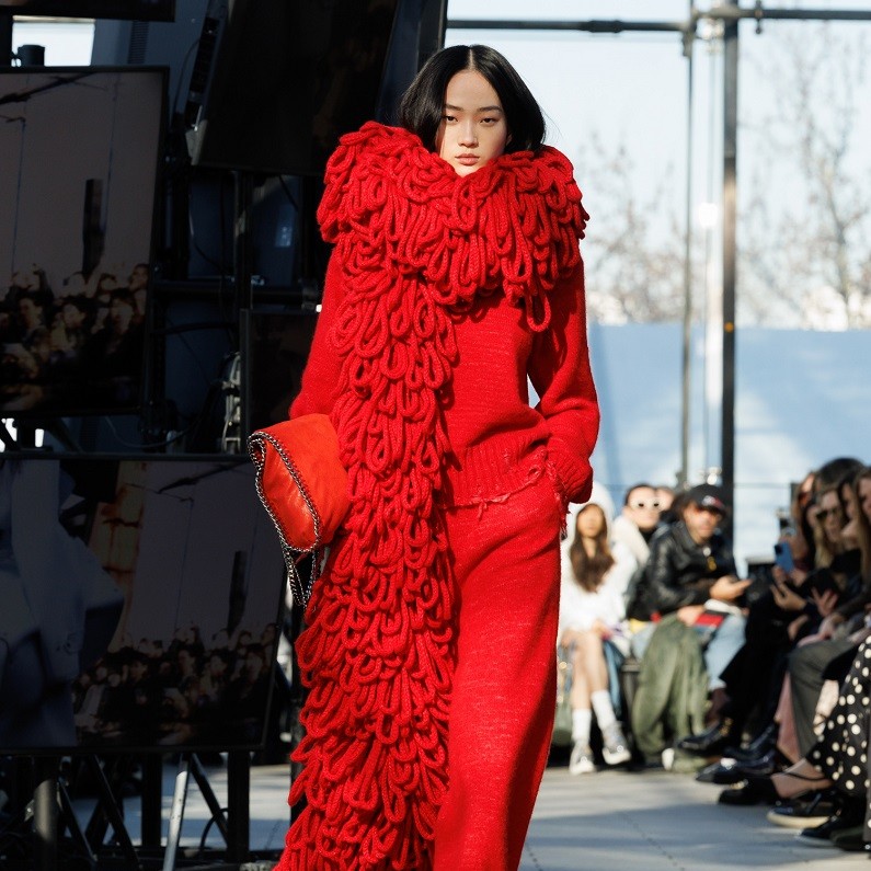 Stella McCartney 2024-25 Sonbahar/ Kış Koleksiyonu