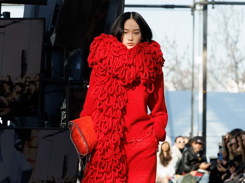 Stella McCartney 2024-25 Sonbahar/ Kış Koleksiyonu