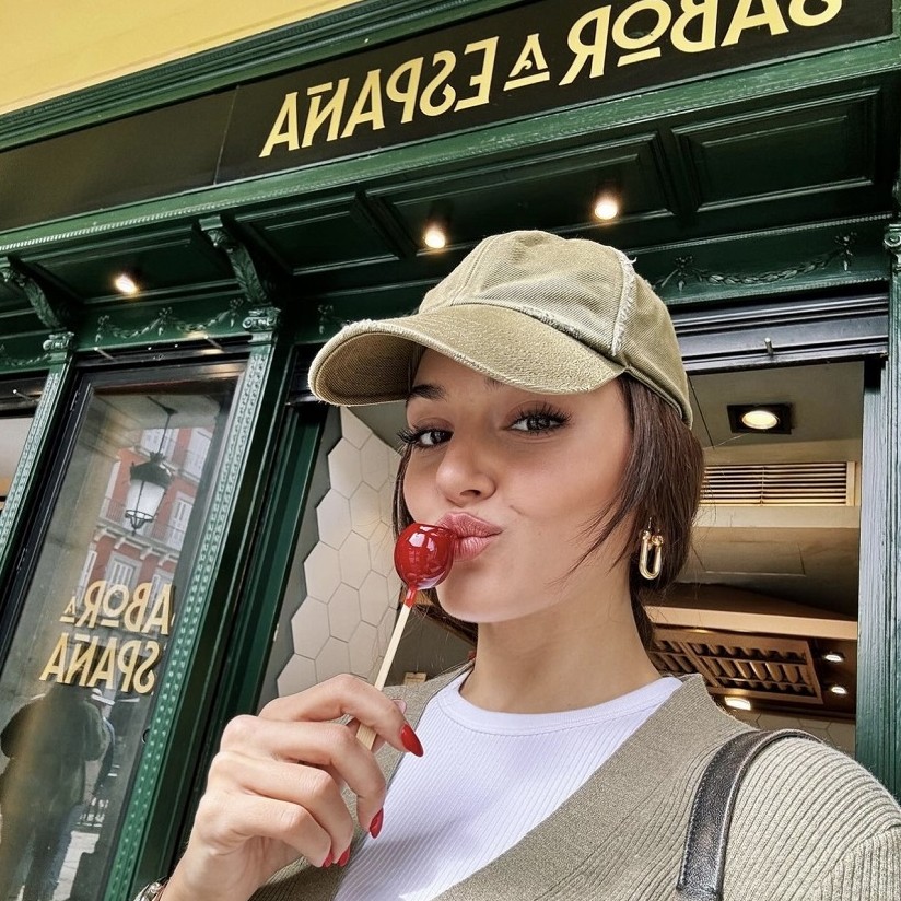 Hande Erçel Madrid'de