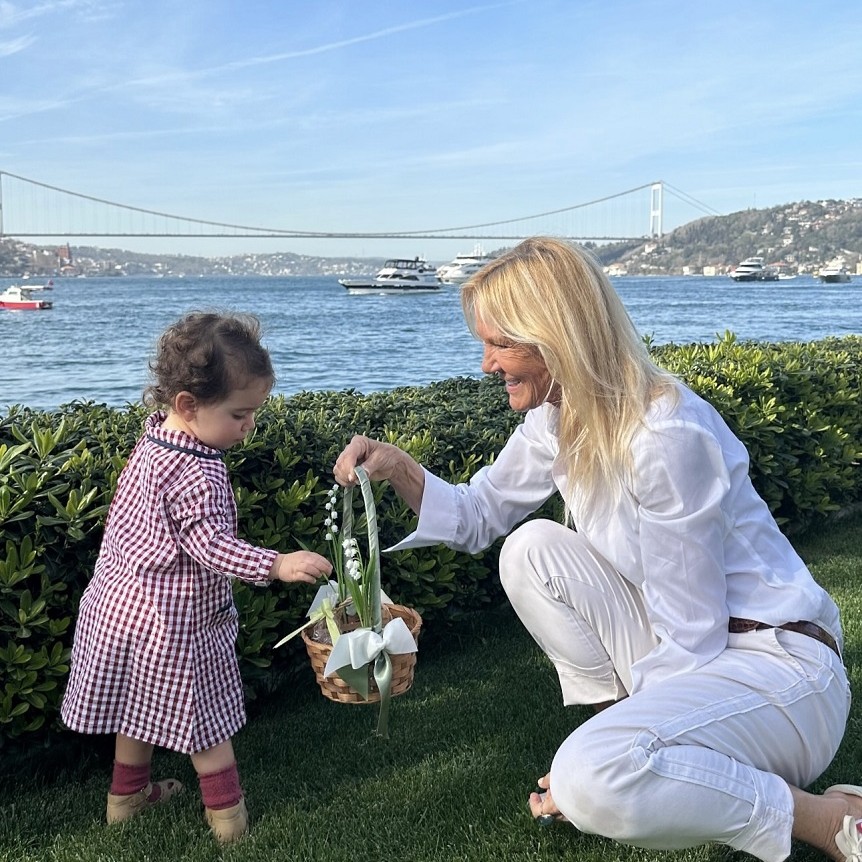 Bettina Machler'in Ailesiyle Paskalya Kutlaması