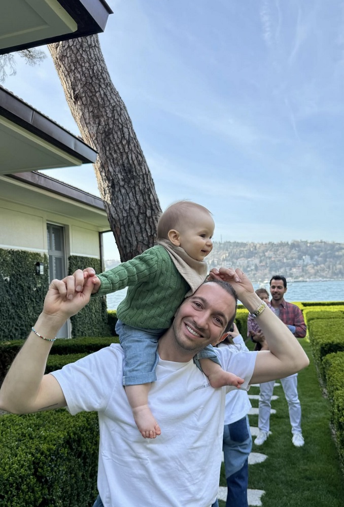 Can Vitali Hakko, Leo Hakko