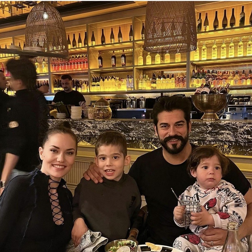 Ünlülerin Çocuklarıyla Bayram Kutlaması