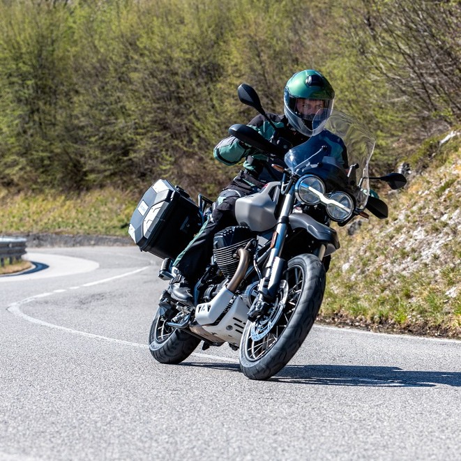 Moto Guzzi’nin Konforlu Macera Motosikleti Stelvio Türkiye’de!