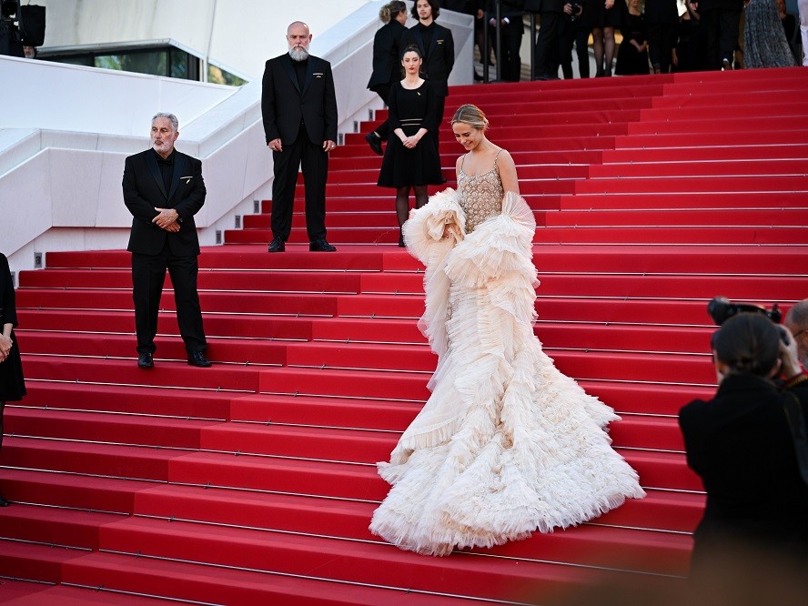 Cannes 2024 En İyi Kırmızı Halı Stilleri