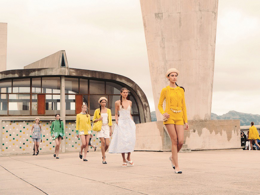 Resort 2025 Koleksiyonlarıyla Tatil Ruhuna Giriş Yapın