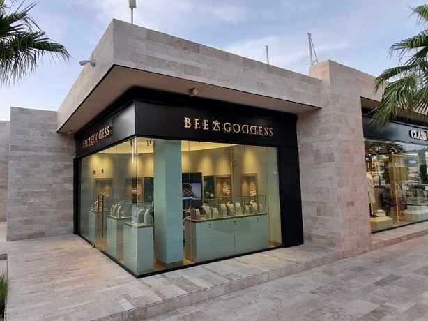 Ünlü Mücevher Markası Bodrum'da Yeni Mağaza Açtı