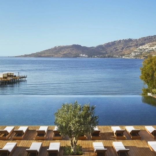 The Bodrum EDITION'ın Yeni Sezonunu Genel Müdür Mustafa Bulmuş ile Konuştuk