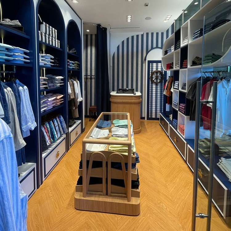 Brooks Brothers ile Yazın Enerjisini Yakalayın