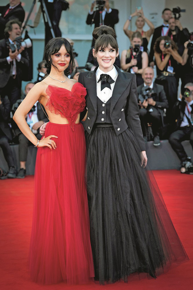 Jenna Ortega, Winona Ryder / Chanel