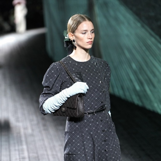 ÜST SEVİYE AKSESUARLAR