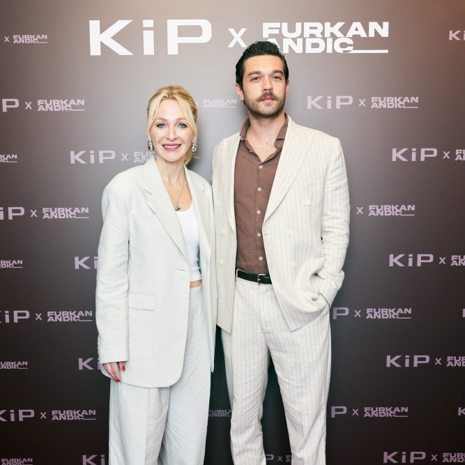 Yeni Marka Elçisiyle İlk Davet