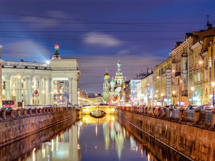 Rusya'nın Avurpa'ya Açılan Büyüleyici Kapısı ST. Petersburg