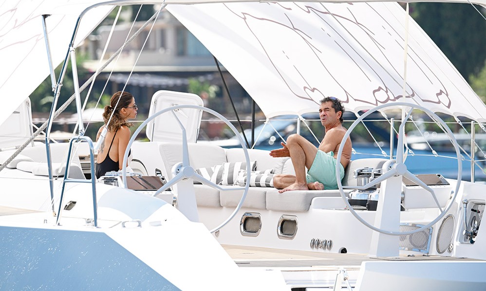 Tatilin Tadını Çıkarıyorlar