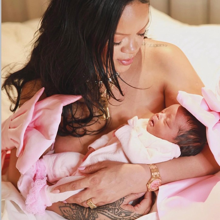 Rihanna Üçüncü Kez Anne Oldu