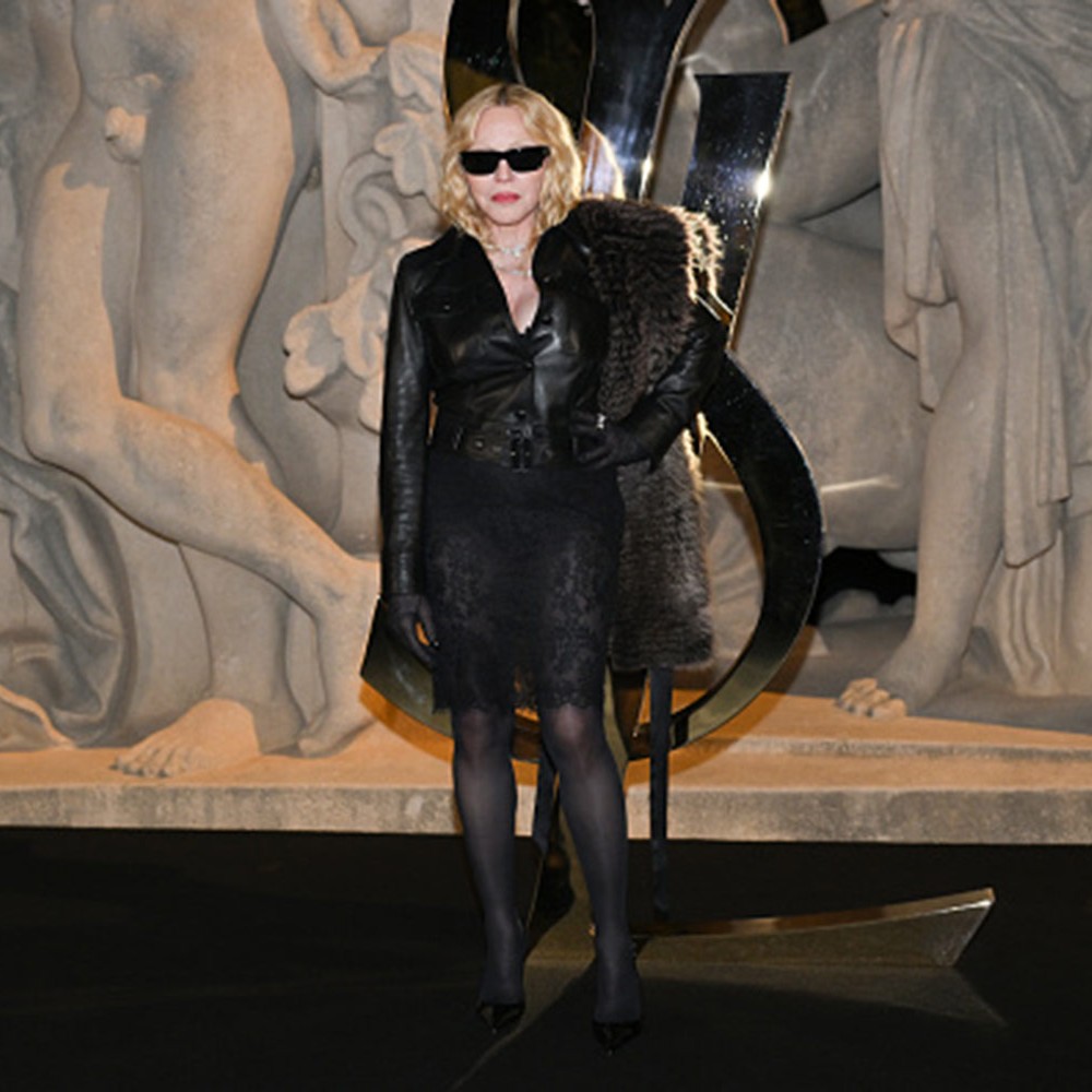 Madonna ve Hailey Bieber Paris Moda Haftası’nda Ön Sıradaydı