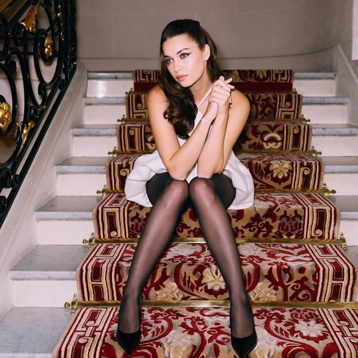 Afra Saraçoğlu, Paris Moda Haftası’nda Balenciaga defilesine katıldı