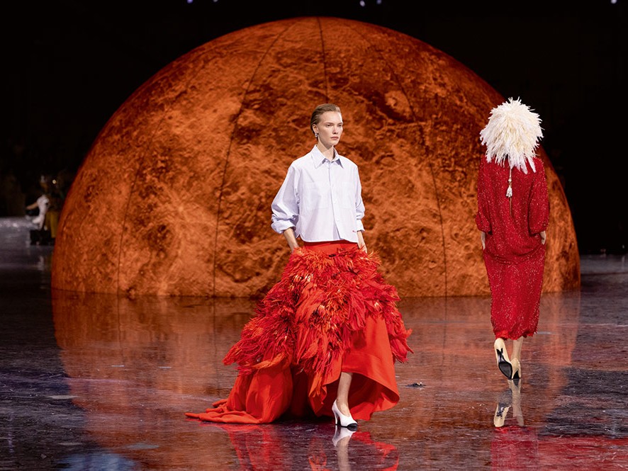 Paris'te Moda Yeniden Yazıldı