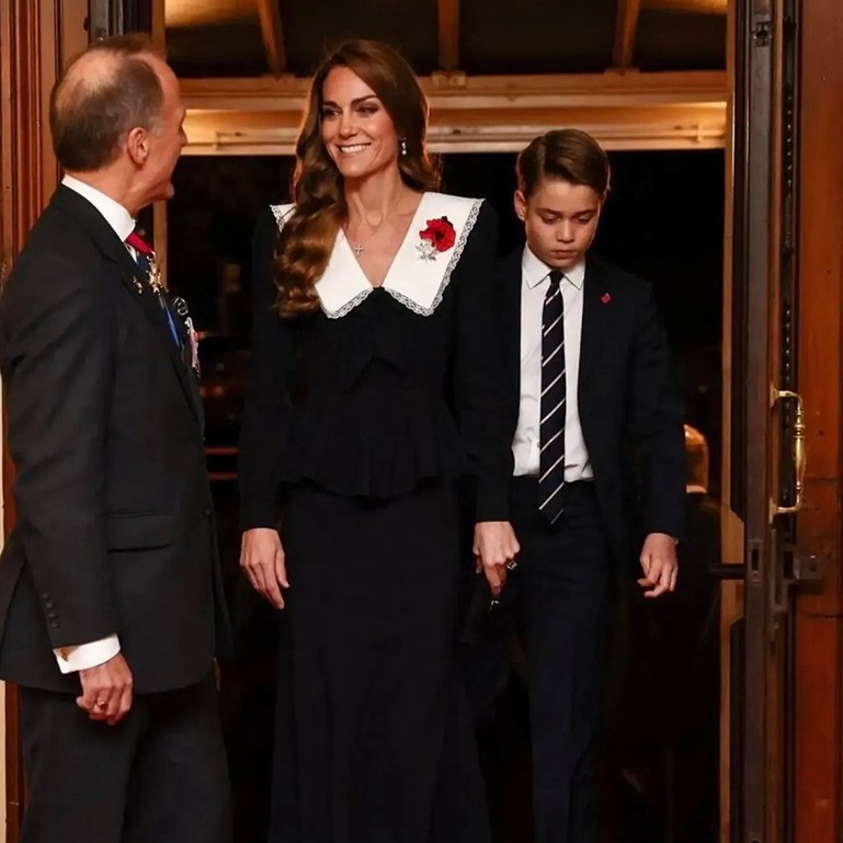 Galler Prensesi Catherine, oğlu Prens George ile Anma Festivali’nde