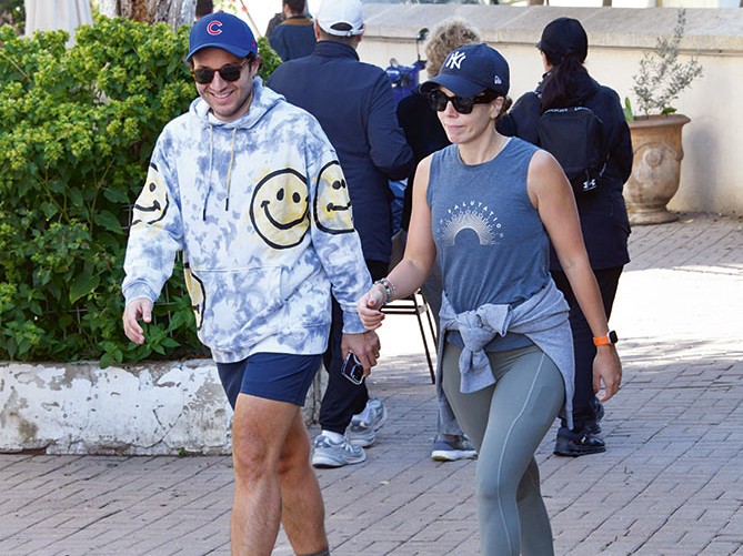 Şamdan Plus Objektifinden Caddelerde Ünlü İsimler