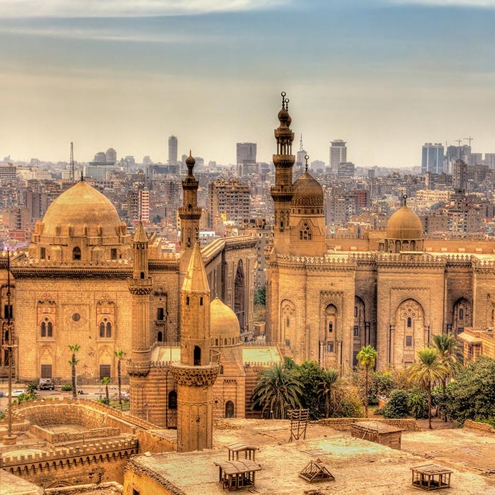Tarihe Açılan Yeni Bir Kapı ve Büyülü Bir Şehir "Kahire"