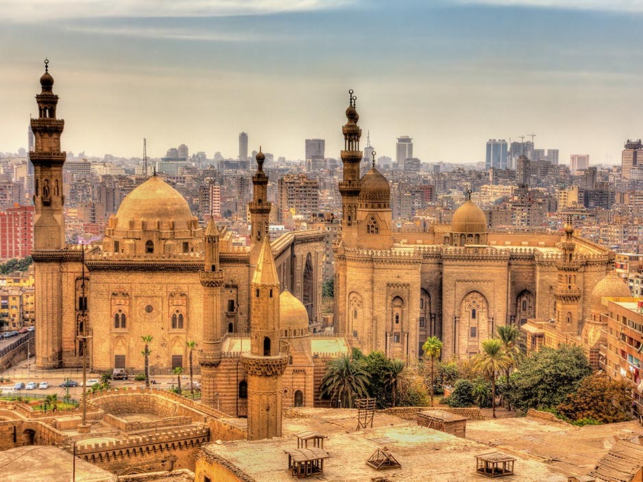 Tarihe Açılan Yeni Bir Kapı ve Büyülü Bir Şehir "Kahire"