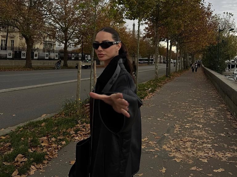 Yasemin Ergene’nin Paris Sokak Stili