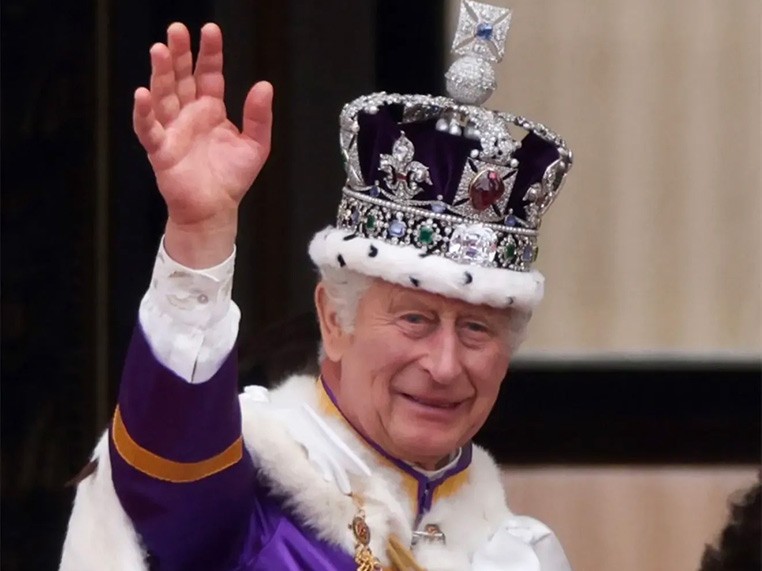 Kral III Charles 77 Yaşına Girdi