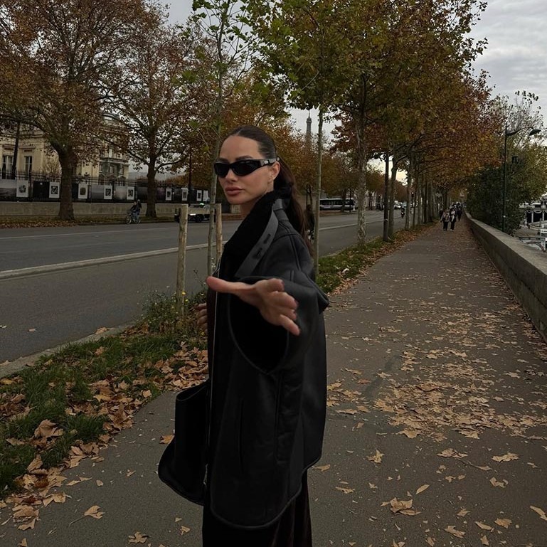 Yasemin Ergene’nin Paris Sokak Stili