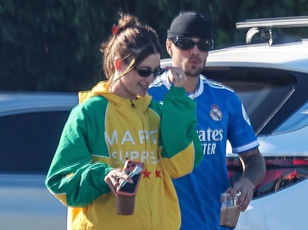 Hailey Bieber Palm Springs’te Görüntülendi