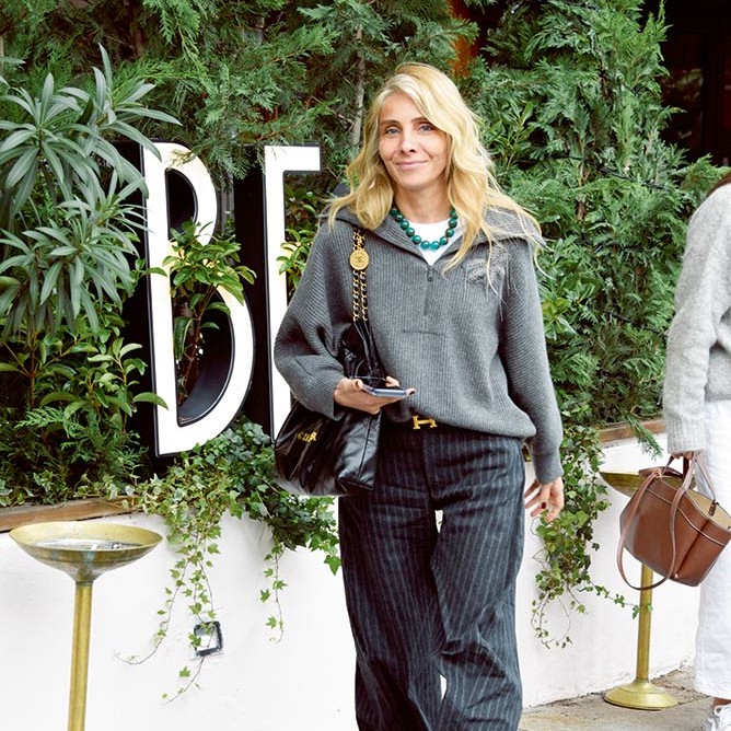 Şamdan Plus Objektifinden Caddelerde Ünlü İsimler