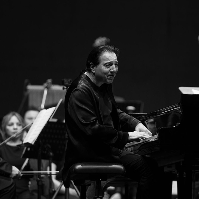 Fazıl Say’ın Yıl Sonu Konseri Yoğun İlgi Gördü