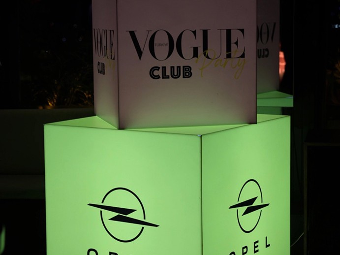 Vogue Türkiye ve Opel Türkiye, Yeni Sezonu Coşkuyla Karşıladı!