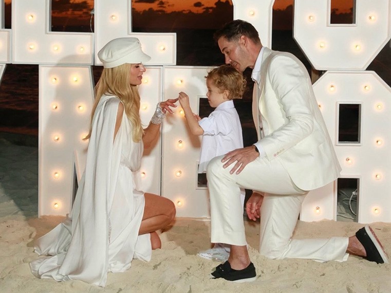 Paris Hilton’a Yeniden Evlenme Teklifi