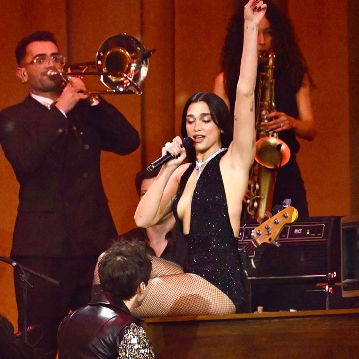 BRIT Awards 2026 Manchester’da Gerçekleşti: Gecenin Öne Çıkanları