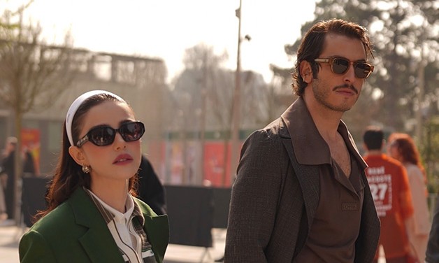 Özge Gürel ve Boran Kuzum Paris’te