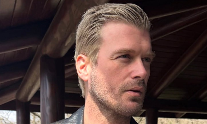 Kıvanç Tatlıtuğ’dan Yeni İmaj