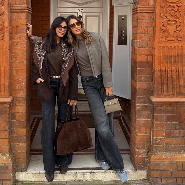 Neslişah Düzyatan ve Aslışah Alkoçlar’dan Londra’da Şehir Stili