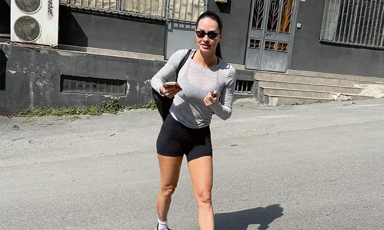 Şamdan Plus Objektifinden Caddelerde Ünlü İsimler