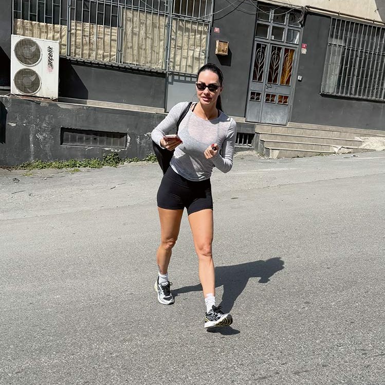 Şamdan Plus Objektifinden Caddelerde Ünlü İsimler