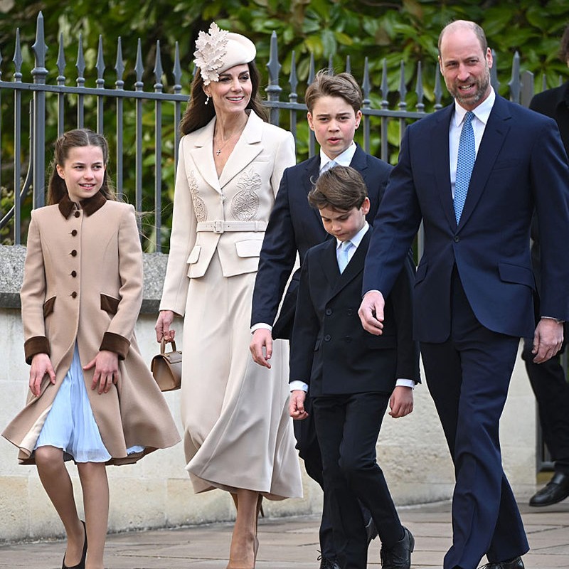 Windsor’da Kraliyet Ailesinden Zarif Görünüm