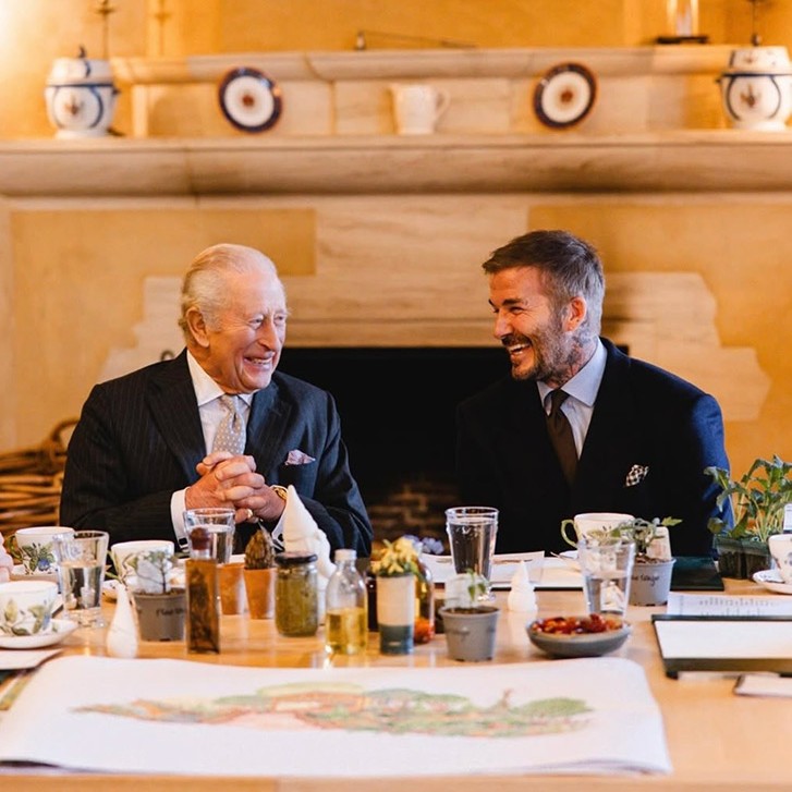 Kral Charles ve David Beckham Highgrove’da Buluştu