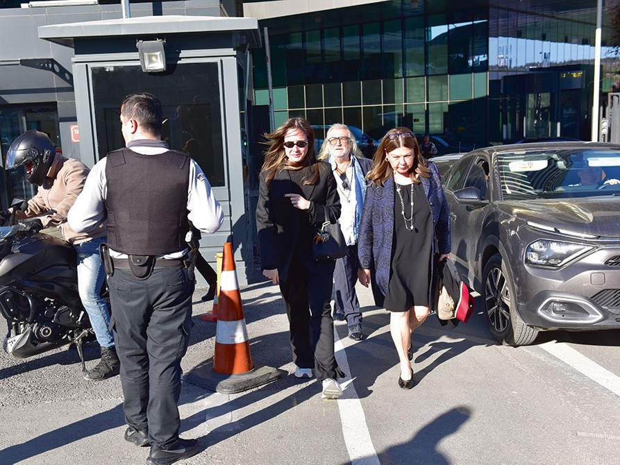 Şamdan Plus Objektifinden Caddelerde Ünlü İsimler