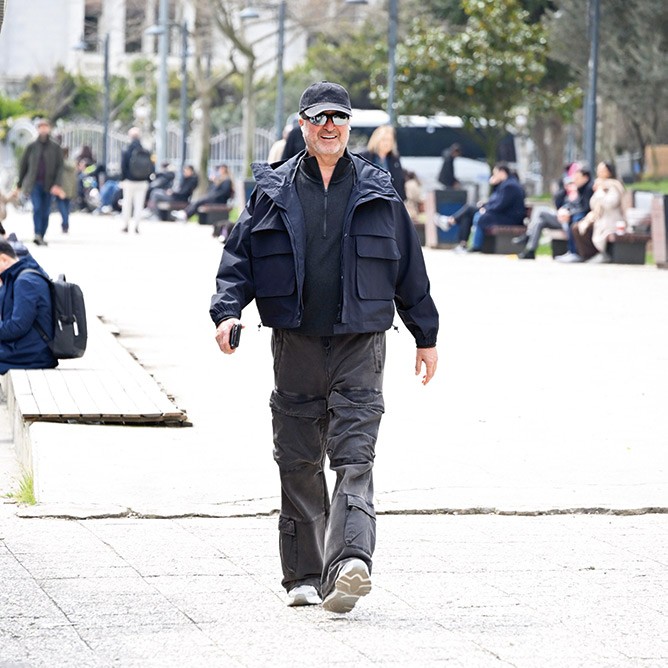 Şamdan Plus Objektifinden Caddelerde Ünlü İsimler